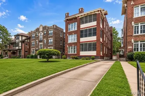 Updated 7-Unit Multifamily Building