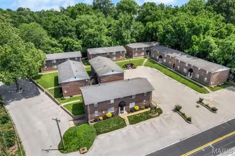 32-Unit Apartment Community