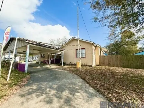 Day Care Center with Seven Rooms