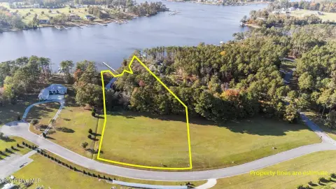 Waterfront Lot in Oriental, NC