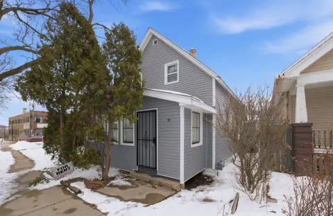 Renovated 4-Bedroom Milwaukee Property