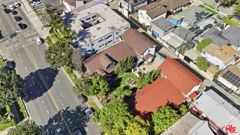 Sawtelle Boulevard Quadplex Assemblage