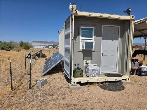 Golden Valley Land with RV Setup