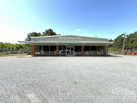 Warehouse with Roll-Up Doors