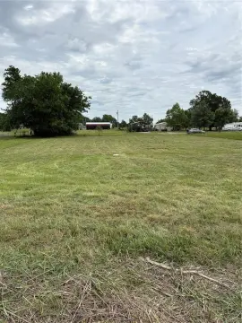 Half Acre Lot Near Lake
