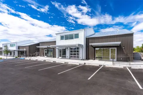 Industrial Flex Space with Roll-Up Doors