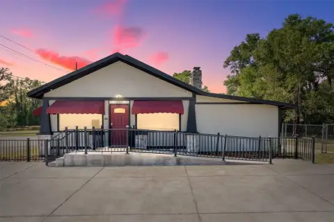 Remodeled Mixed-Use Property in Ocala