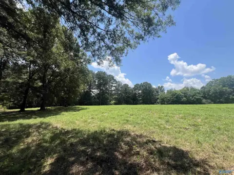 Unrestricted Agricultural Land Tract