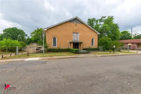 Versatile Church Property in Shreveport
