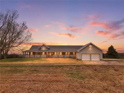 222-Acre Ranch in Easton, Kansas