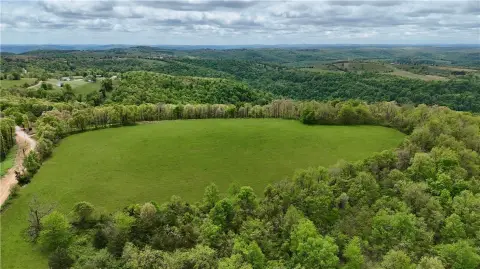 27 Acres Near Buffalo River