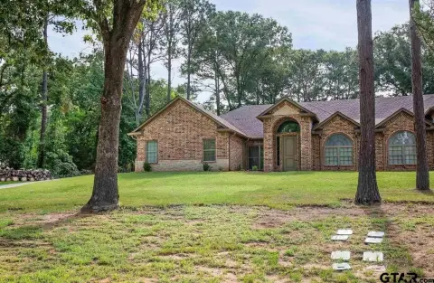 Duplex with Garage