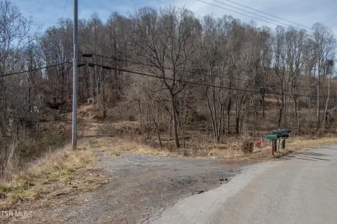 8.21 Acres Zoned A1 Land