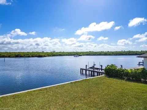 Royal Harbor Estate Lot Opportunity