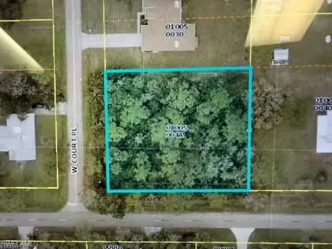 Residential Corner Lot in Alva