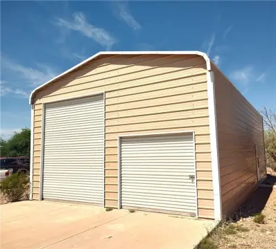 Residential Agricultural Land with Shop