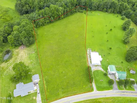 Open Acreage in Shady Valley