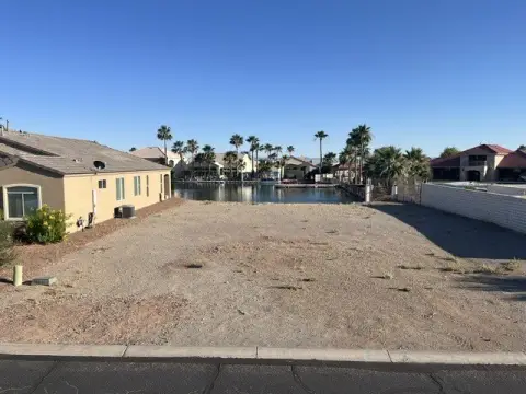 Waterfront Lot in Los Lagos