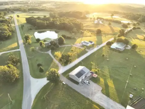 Salt River Lodge on Acres