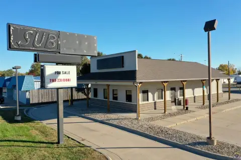High-Visibility Topeka Commercial Opportunity