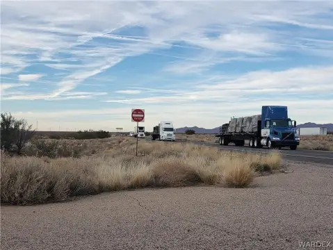 Prime Land on Highway 93