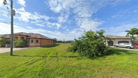 Residential Waterfront Buildable Lot