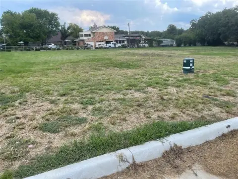 Residential Lot Near Lake Arlington