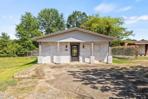 Flex Property with Rear Workspace