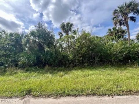 Port Charlotte Canal Front Land