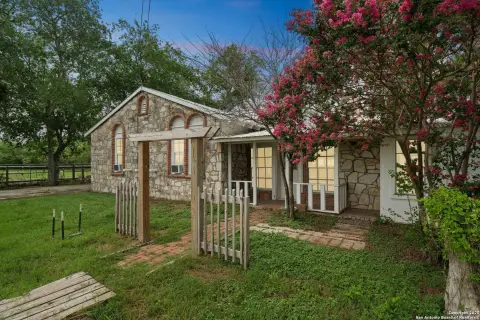 Devine, TX Duplex Investment