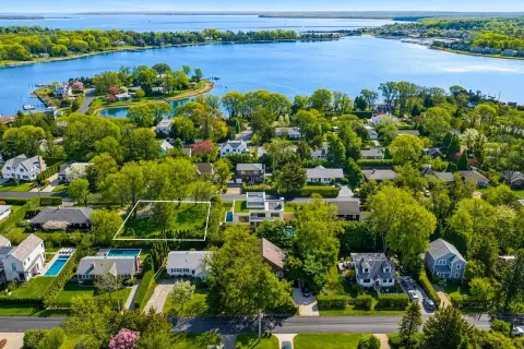 Vacant Waterfront Land