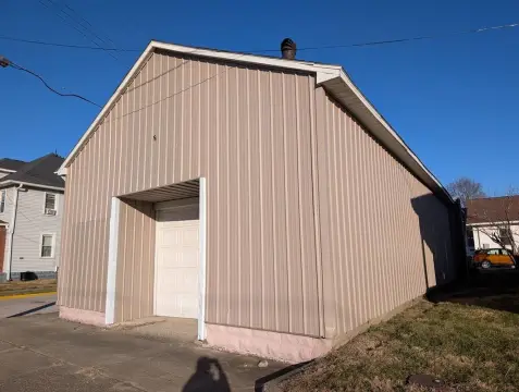 Lawrenceville Commercial Building For Sale