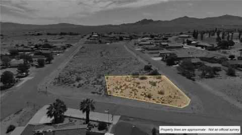 Corner Lot in Valle Vista