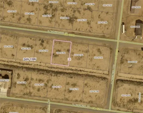 Buildable Lot in Golf Community
