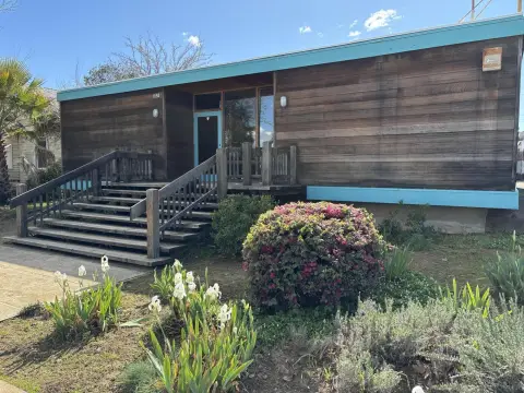 Redwood Office Building with Income