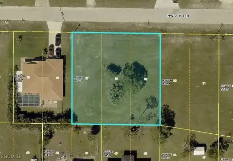 Cape Coral Triple Lot Opportunity