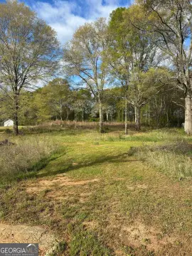 Residential Land in Monroe, GA