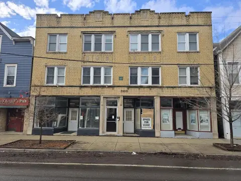 Mixed-Use Property in Active Submarket