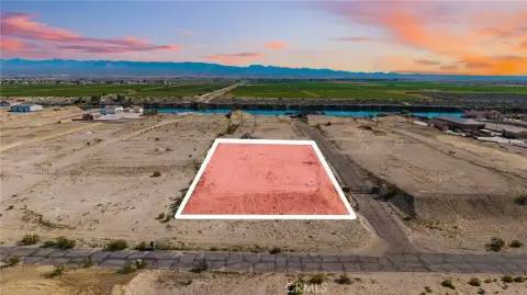 Colorado River Waterfront Land