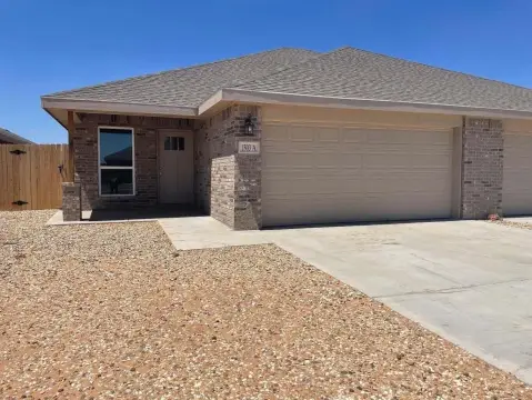 Newer Duplex in Lubbock ISD