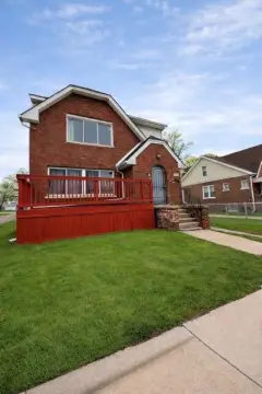 Detroit Duplex with Income Potential