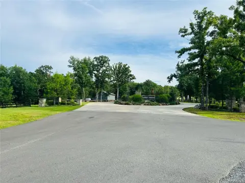 Residential Waterfront Lot with Resort Amenities