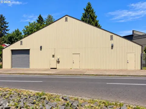 Flex Building with Office Space