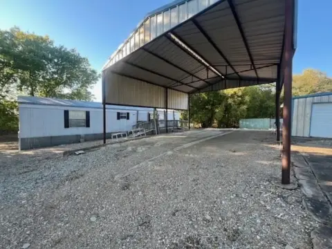 51+ Acre Ranch in Pecan Gap