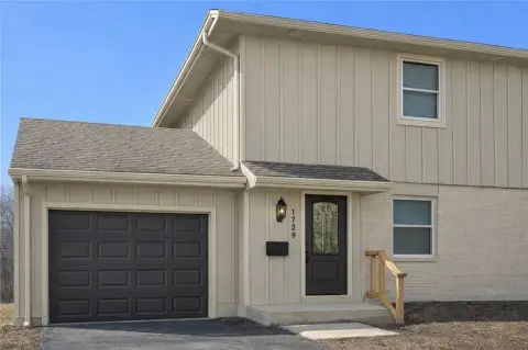 Overland Park Renovated Duplex