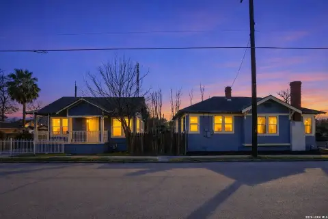 Move-in Ready Dual-Home Property