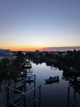 Waterfront Corner Lot in Chokoloskee