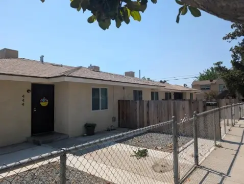 Renovated Two-Bedroom Triplex