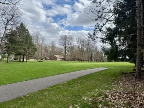 Golf-Front Lot in Canadian Lakes