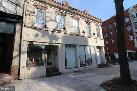 Mixed-Use Investment Opportunity in Reading